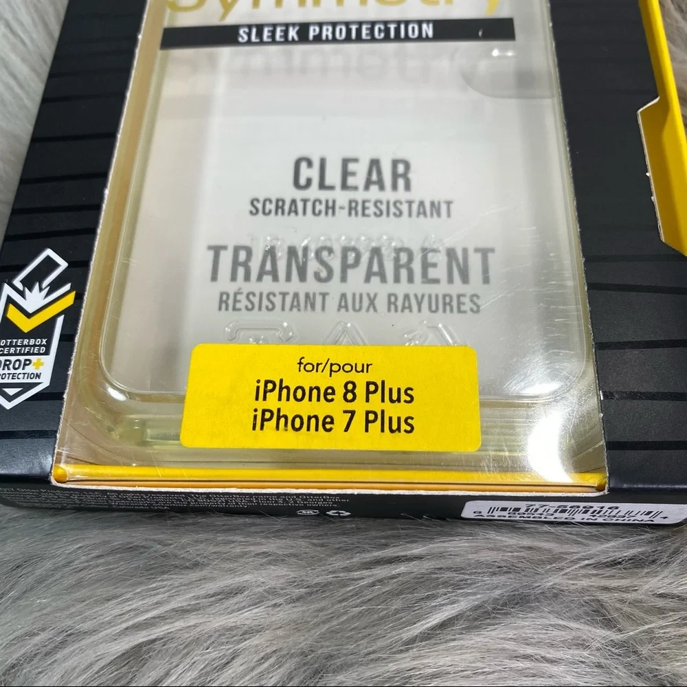 OtterBox Symmetry series Sleek Protection iPhone 8 Plus/ iPhone 7 Plus Clear